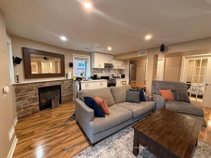 Property Photo:  154 Hollandview Trail Bsmt  ON L4G 7K4 
