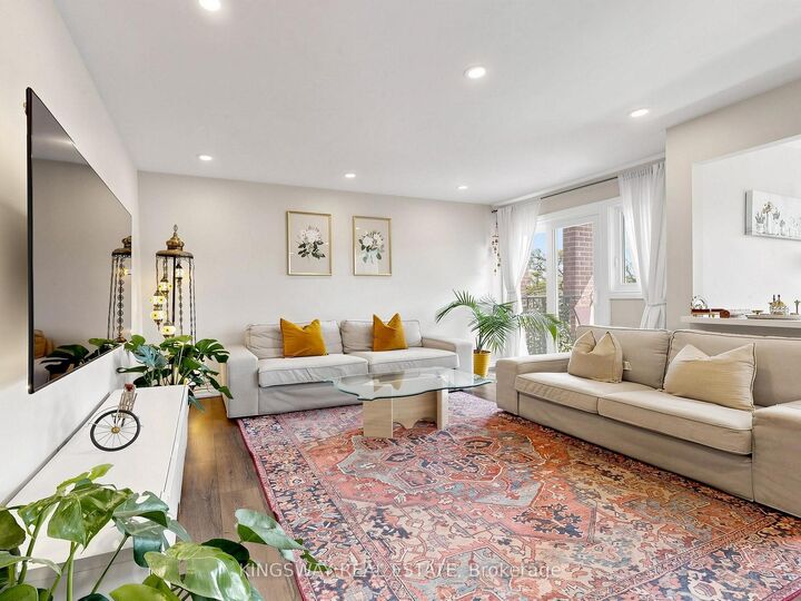Property Photo:  2866 Battleford Road 5F  ON L5N 3L3 