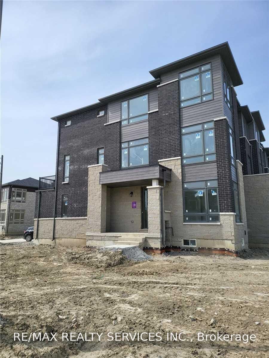 Property Photo:  625 Fogal Road  ON L6P 4P7 