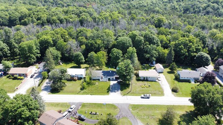 Property Photo:  85 Peterson Street  ON K8V 5P8 