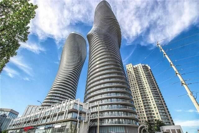 Property Photo: 60 Absolute Avenue 604 ON L4Z 0A9