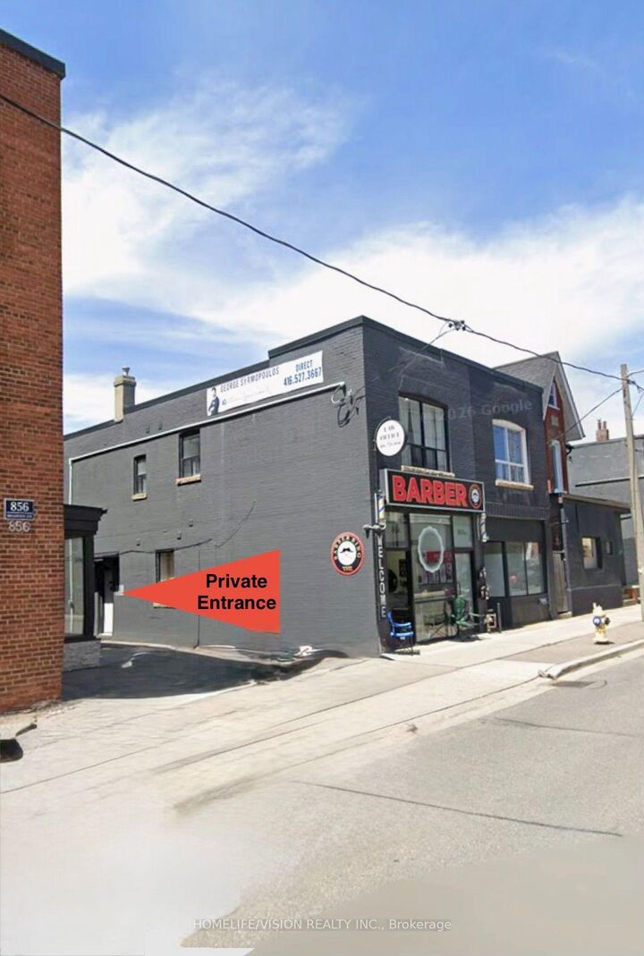 Property Photo:  864 Broadview Avenue Unit C  ON M4K 2R1 