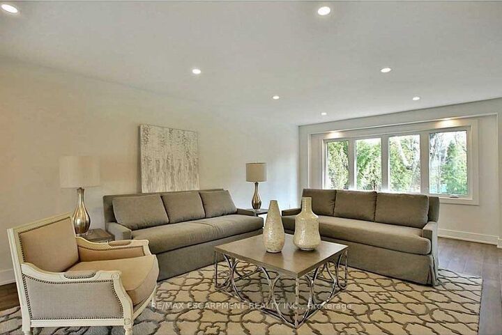 Property Photo:  239 Guelph Line  ON L7R 3K6 