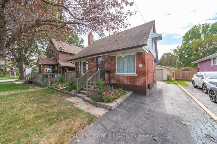 Property Photo:  147 Glen Road  ON N2M 3G3 
