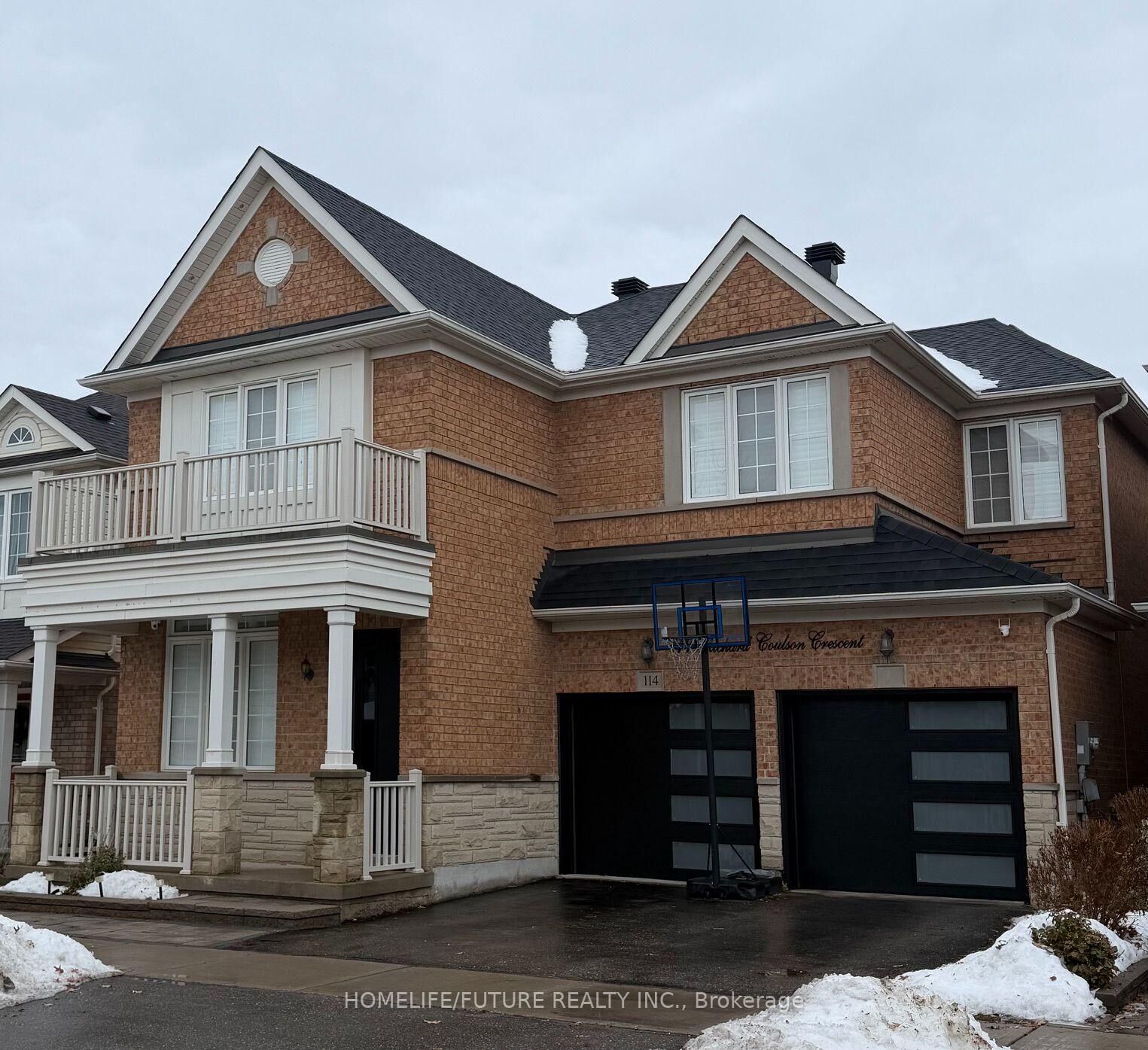 Photo de la propriété:  114 Richard Coulson Crescent Bsmt  ON L4A 0H9 