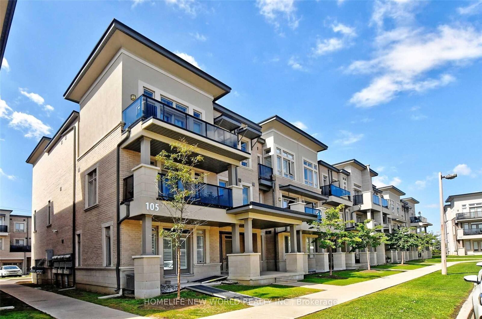 Property Photo:  105 Kayla Crescent 15  ON L6A 4W3 