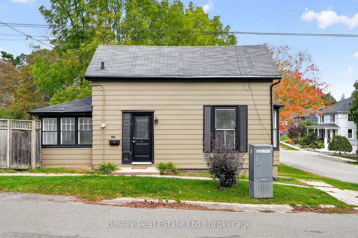 Property Photo:  86 Charles Street  ON L1A 1S7 