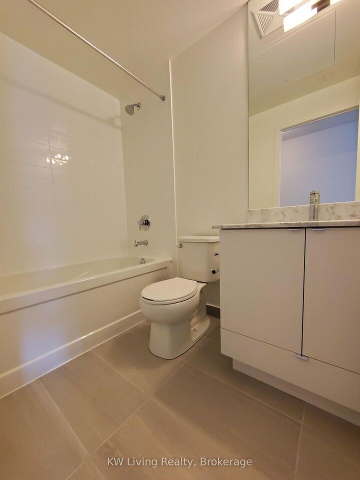 Property Photo:  49 East Liberty Street 1709  ON M6K 3P8 