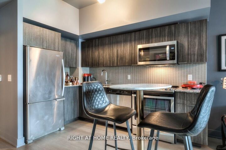 Property Photo:  30 Shore Breeze Drive 540  ON M8V 0J1 