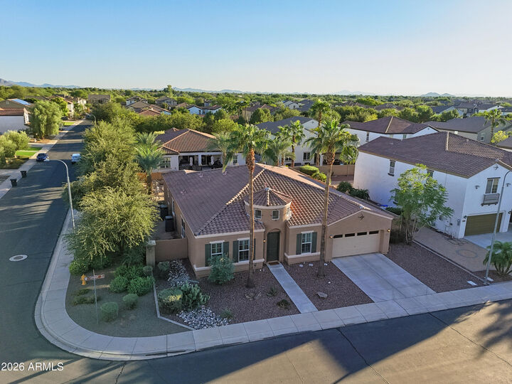 Property Photo:  4221 E Canyon Way E  AZ 85249 