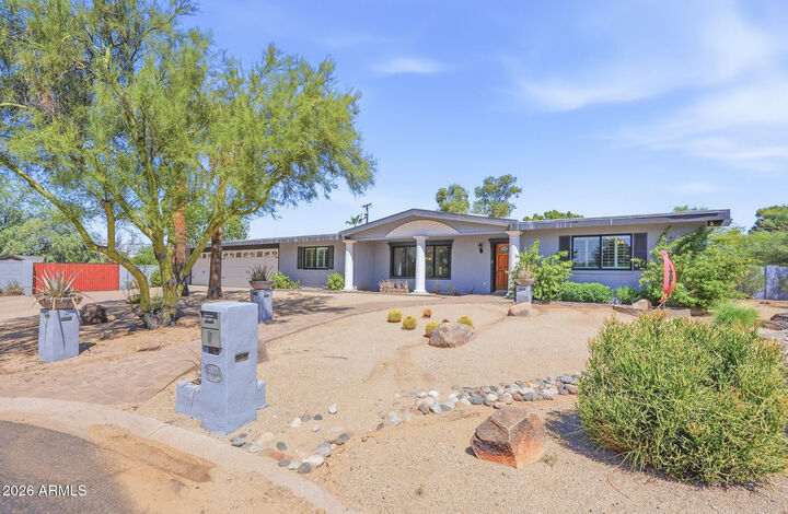 Property Photo:  5822 N 23rd Place  AZ 85016 