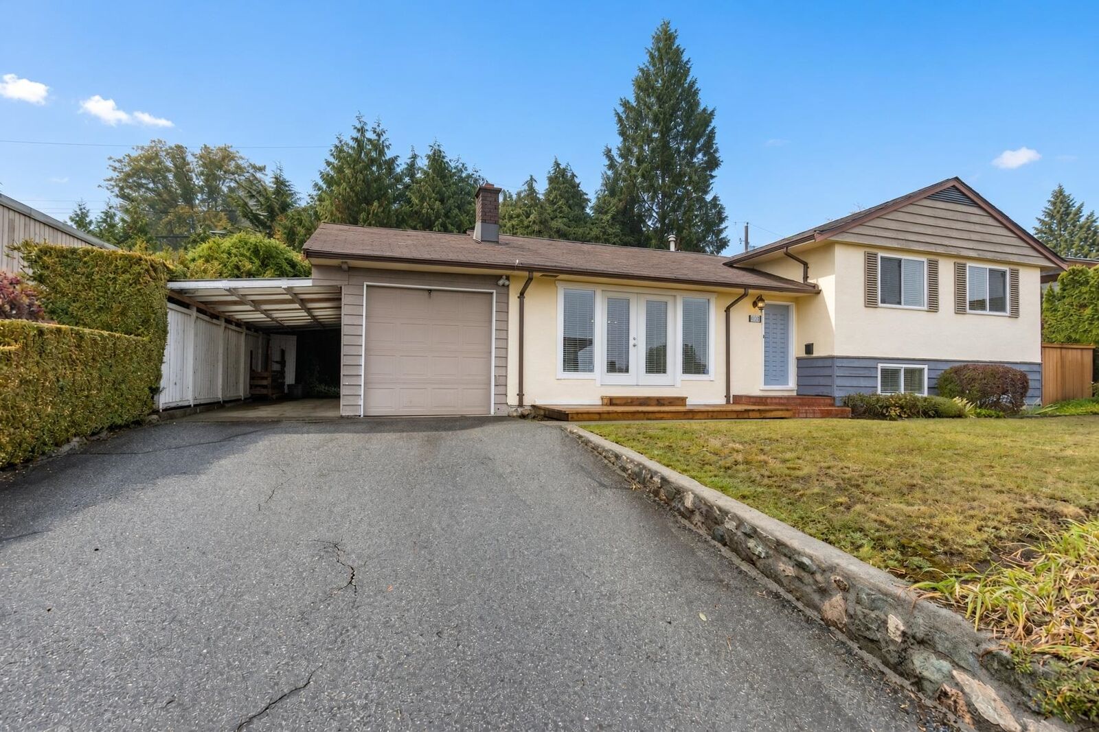 Property Photo:  4128 Canterbury Crescent  BC V7R 3N5 