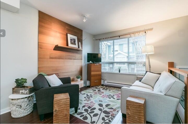 Property Photo:  15168 36 Avenue  BC V3S 0Z6 