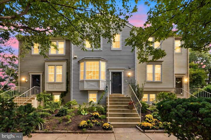 Property Photo:  29 Fendall Avenue  VA 22304 