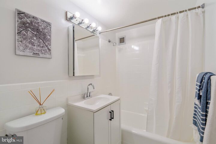 Property Photo:  1301 Delaware Avenue SW N111  DC 20024 