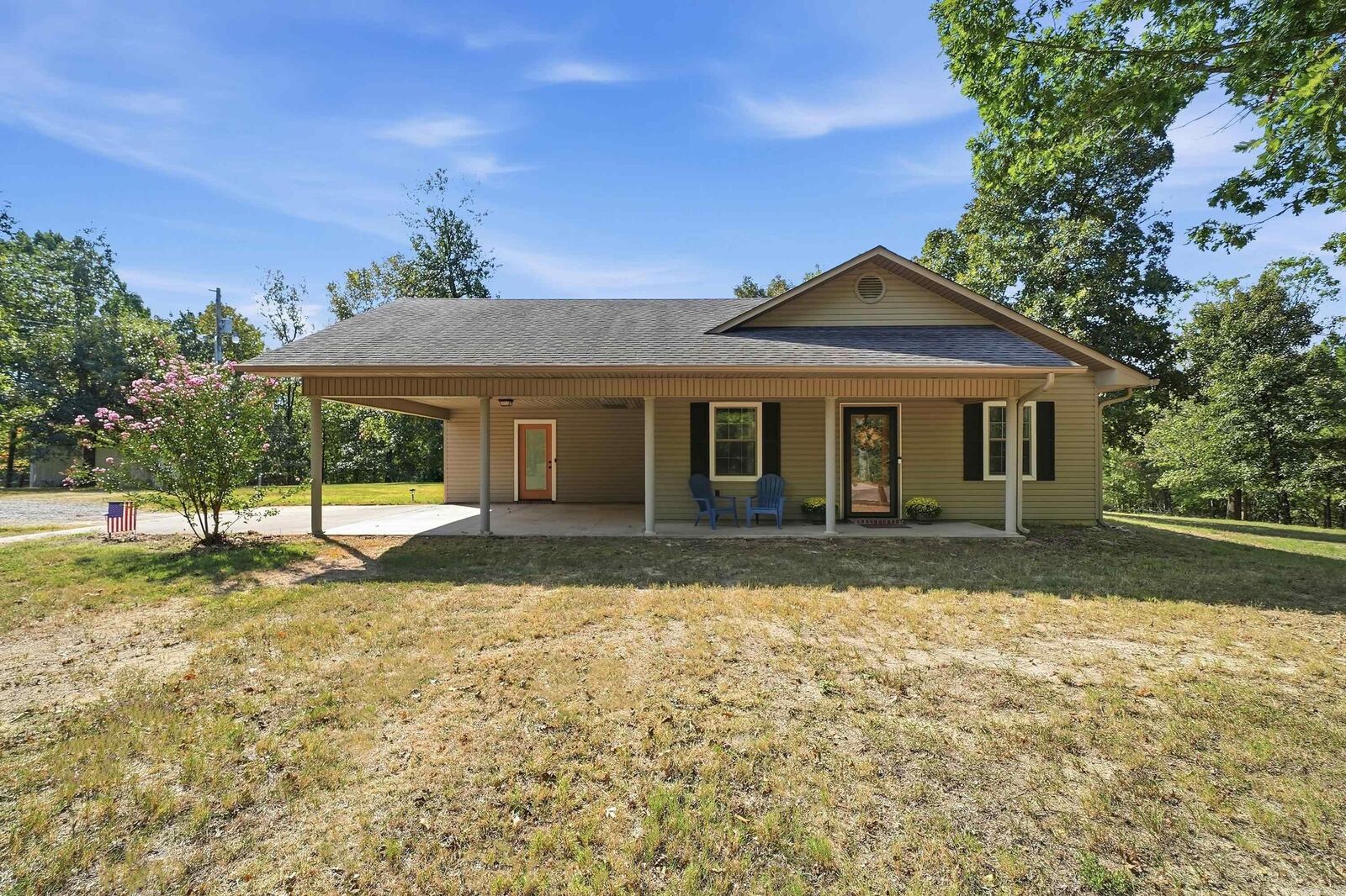 Property Photo: 94 Brooke Drive AR 72126