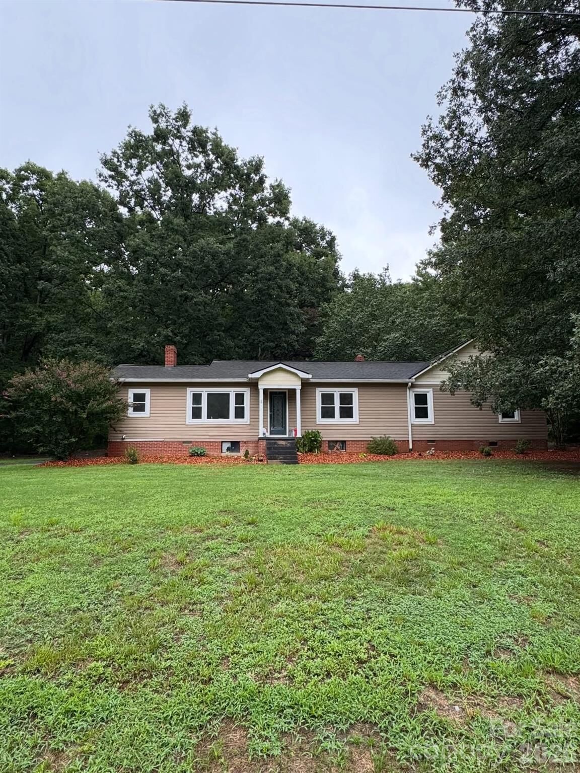 Property Photo:  190 Forsaken Drive  NC 28023 