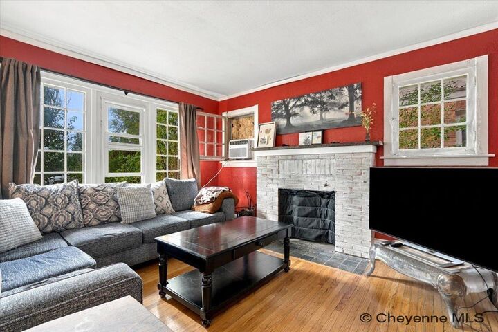 Property Photo: 2919 Thomes Ave WY 82001