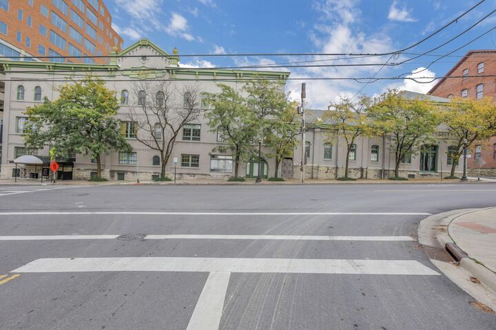 Property Photo: 38 W Hoster Street OH 43215