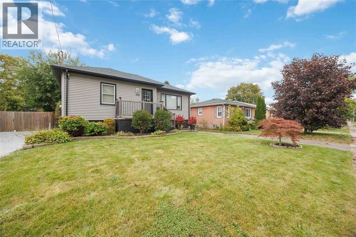 Property Photo:  703 William Avenue  ON N7T 7C7 