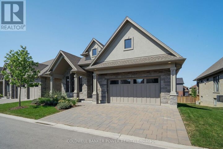 Photo de la propriété: 1710 Ironwood Road 9 ON N6K 0G9