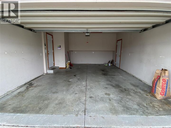 Property Photo:  1517 Meridian Street Upper  ON N9G 3E5 