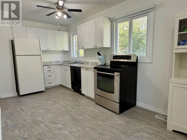 Property Photo: 135 Dieppe Ave ON P5A 1H6