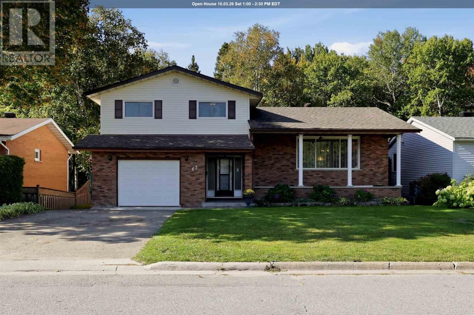 Property Photo:  67 Westridge Rd  ON P6C 5W7 