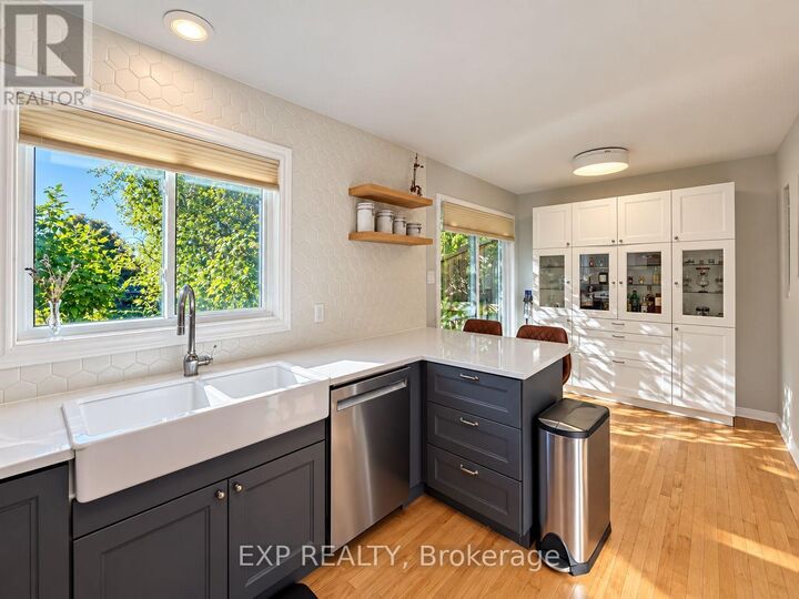 Property Photo:  189 Dunbarton Court  ON K1K 4L7 