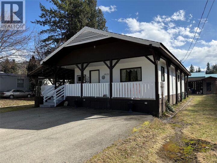 Property Photo:  1021 Garden Road  BC V0G 2G1 