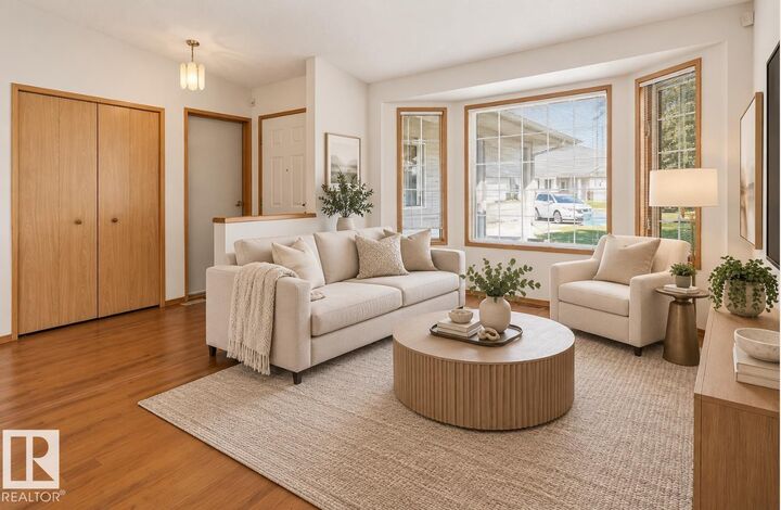 Property Photo:  7527 138A Avenue NW  AB T5C 3R2 