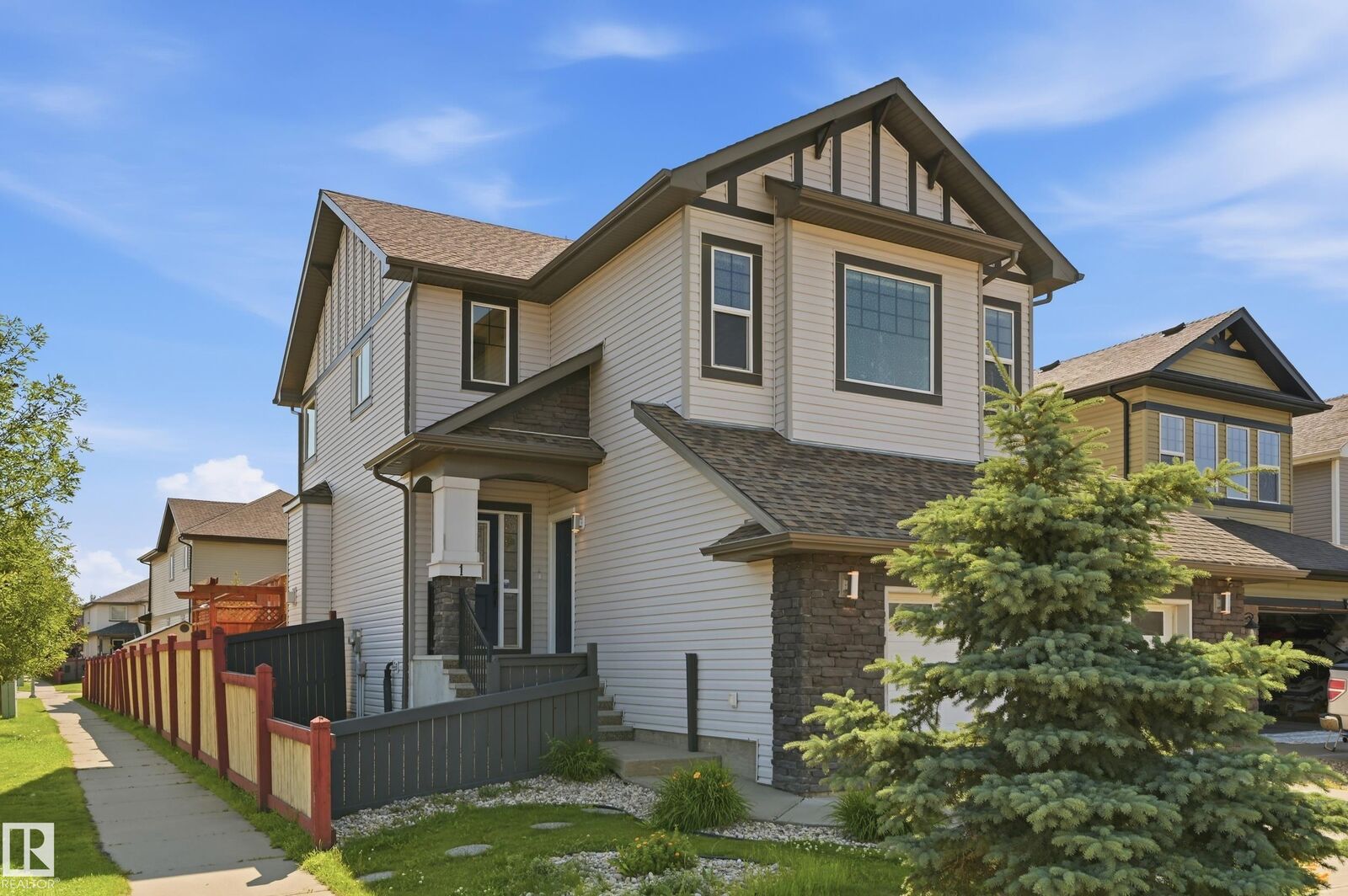 Property Photo:  1 Southfork Close  AB T9E 0P3 