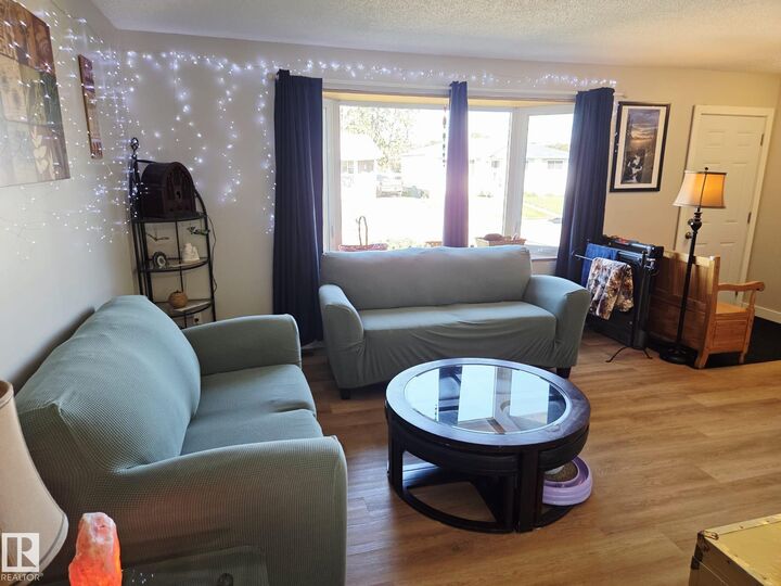 Property Photo:  5807 51 Avenue  AB T0A 2W0 