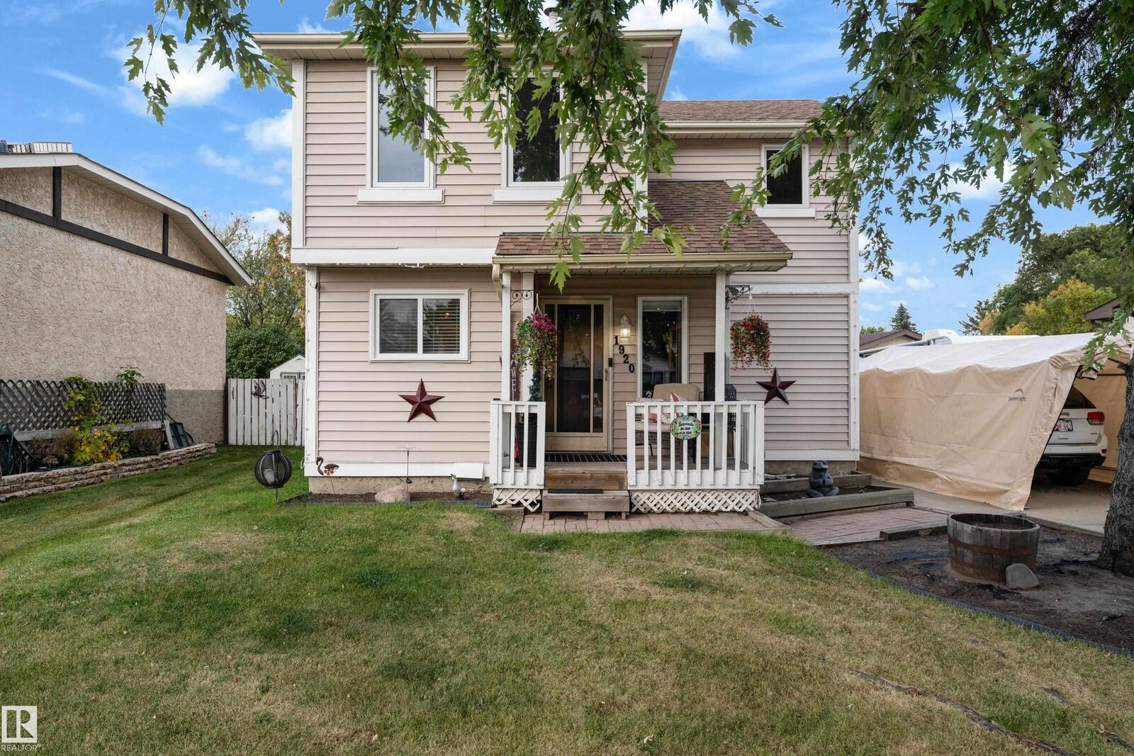Property Photo: 1920 145 Avenue NW AB T5Y 1V3