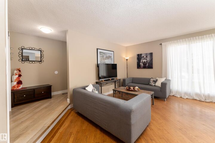 Property Photo: 6007 37 Avenue NW AB T6L 1V3