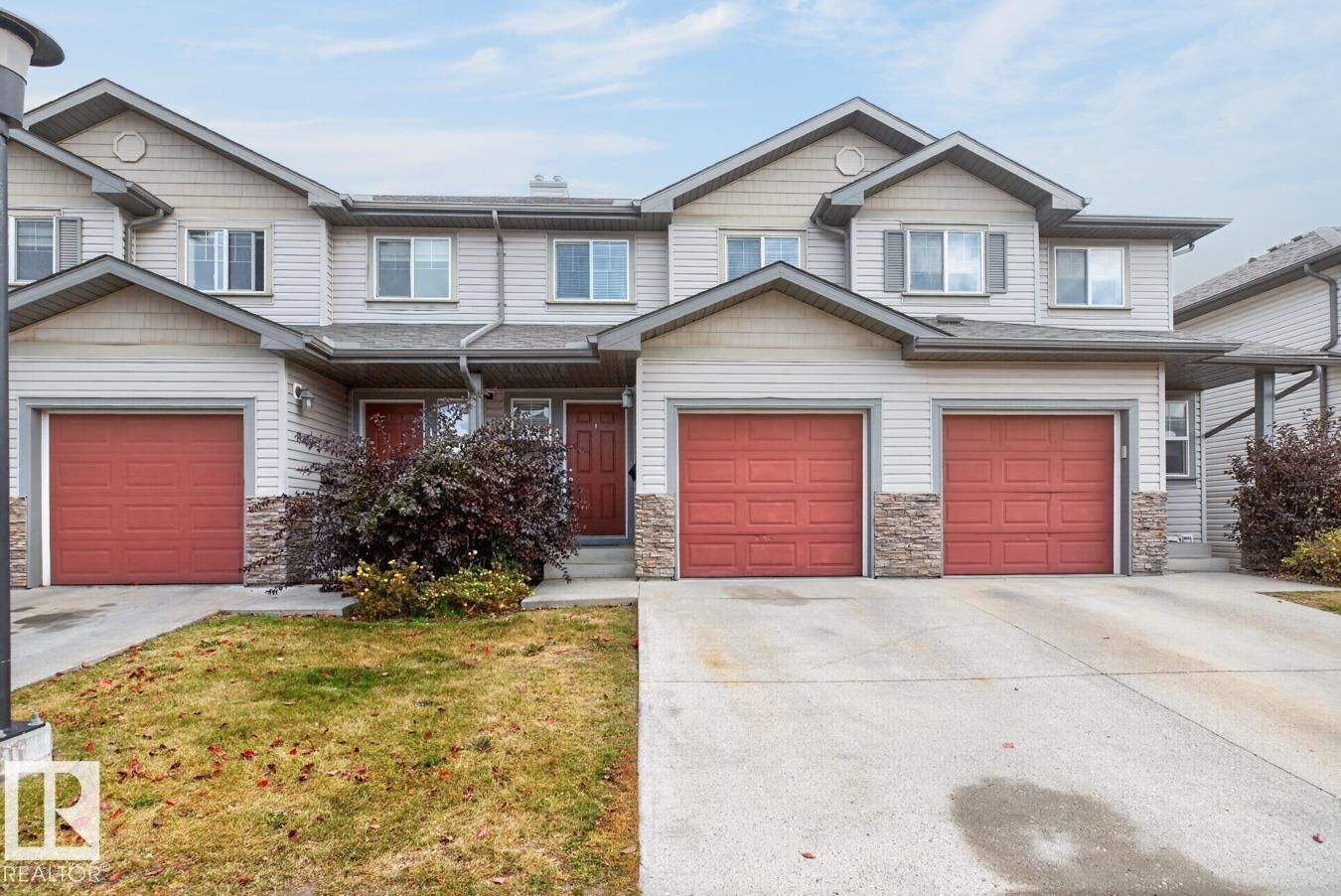 Property Photo:  2816 34 Avenue NW 10  AB T6T 2B4 