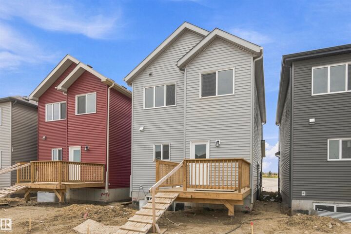 Property Photo:  606 Ashgrove Circle  AB T9E 0K8 