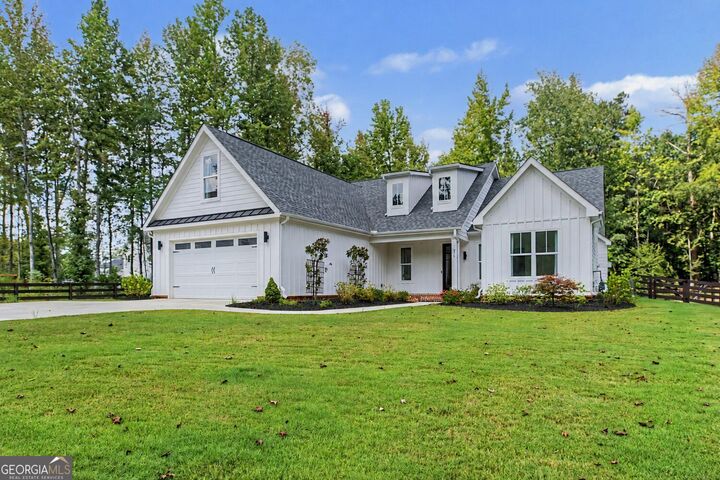 Property Photo:  276 Park Avenue  GA 30188 