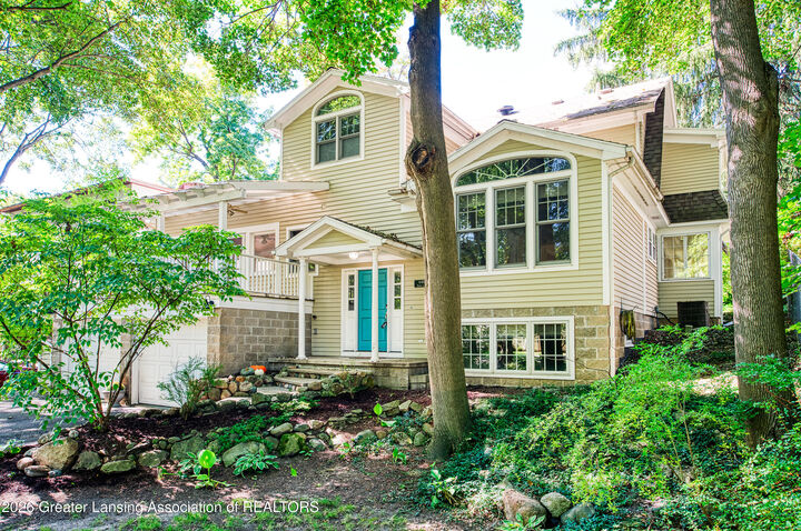 Property Photo:  648 Sunset Lane  MI 48823 
