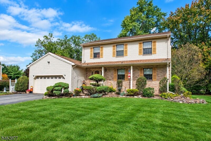 Property Photo:  2 Rochambeau Rd  NJ 07444 