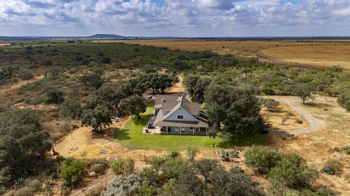 Property Photo: 4286 Fm 2690 TX 78801