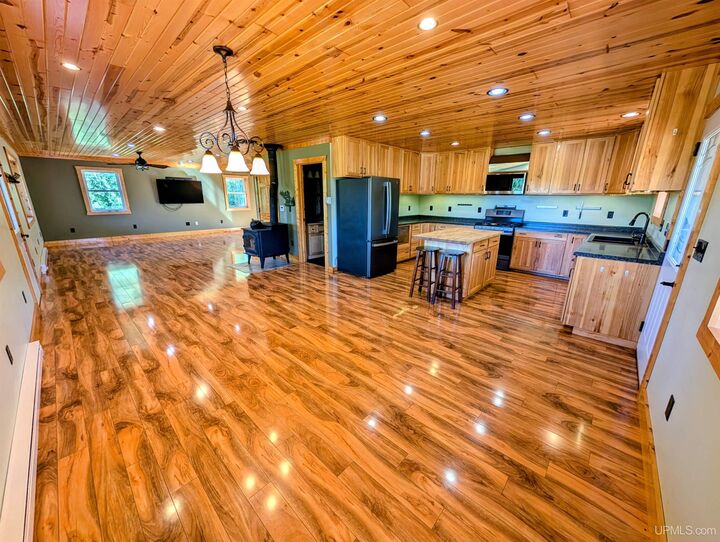 Property Photo:  2428 Fh 16 Highway  MI 49967 