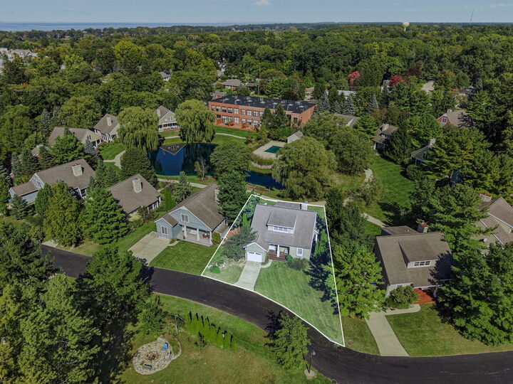 Property Photo: 7 Pond Path MI 49117