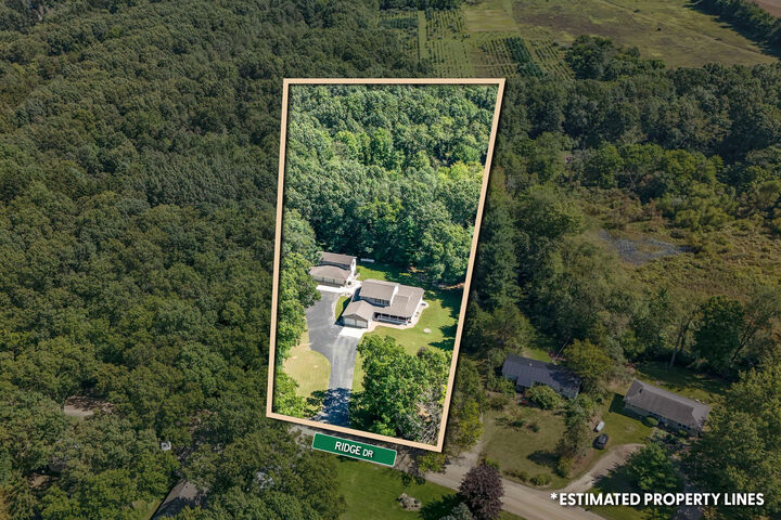 Property Photo: 5607 Ridge Drive MI 49274