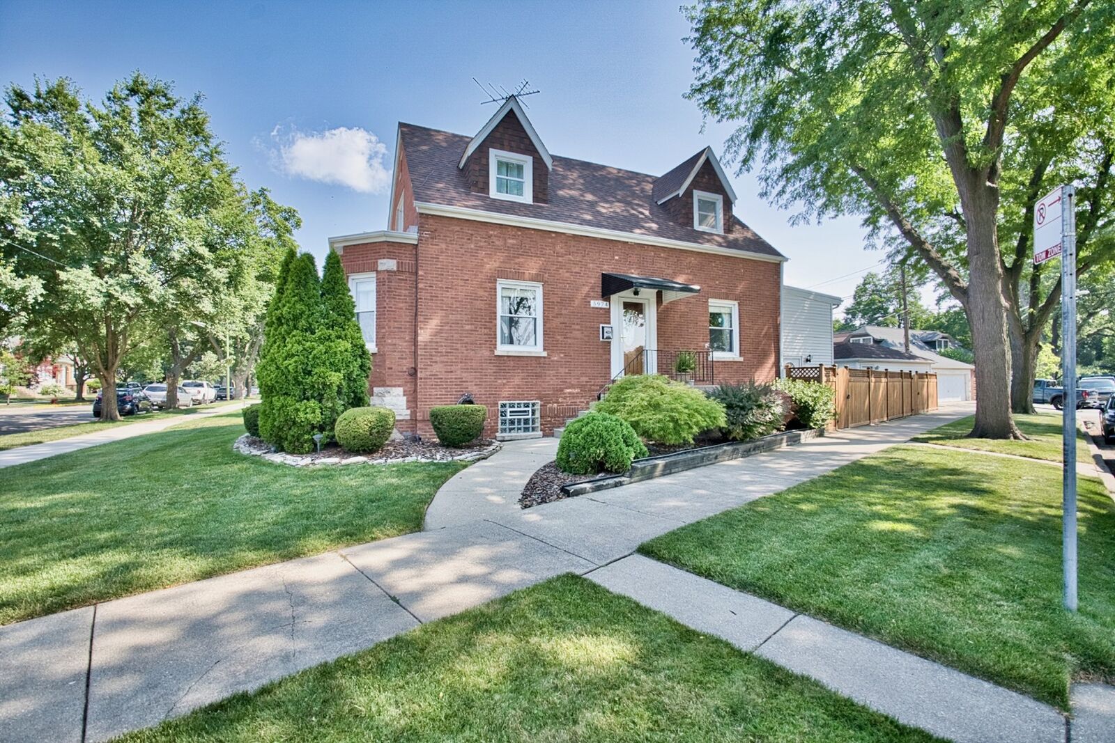 Property Photo: 5974 W Miami Avenue IL 60646