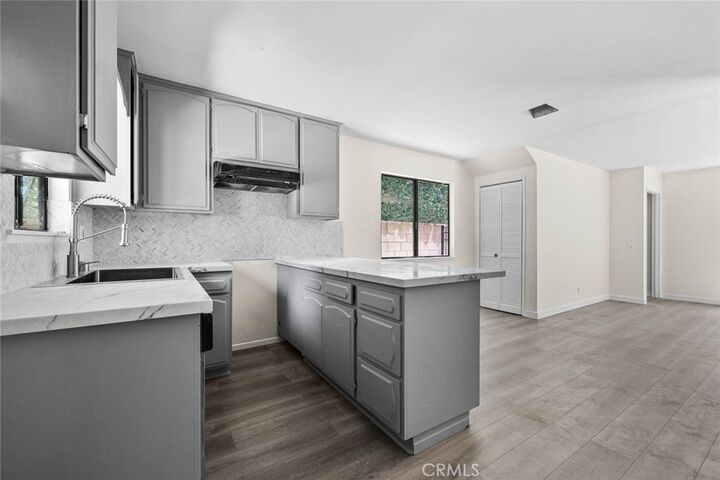 Property Photo: 7049 Salisbury Road 2 CA 91307