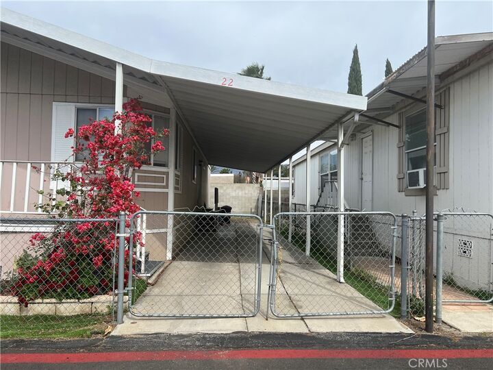 Property Photo:  8191 Calabash Ave 22  CA 92335 