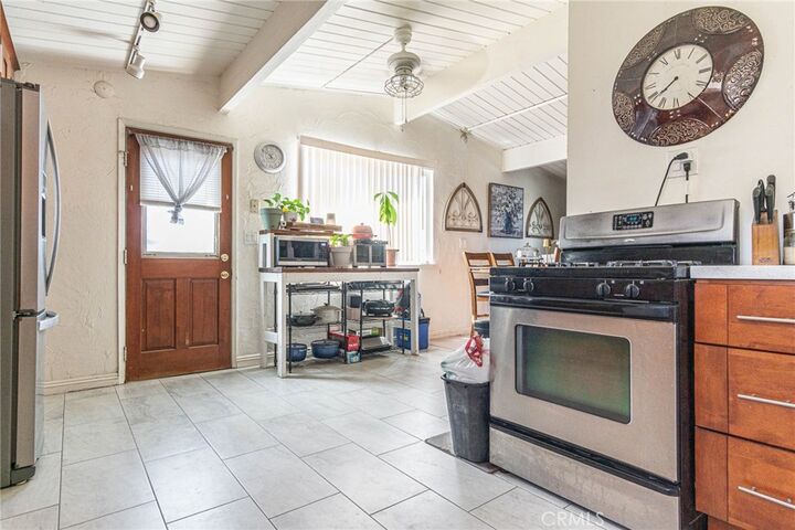 Property Photo:  560 S Muriel  CA 92311 