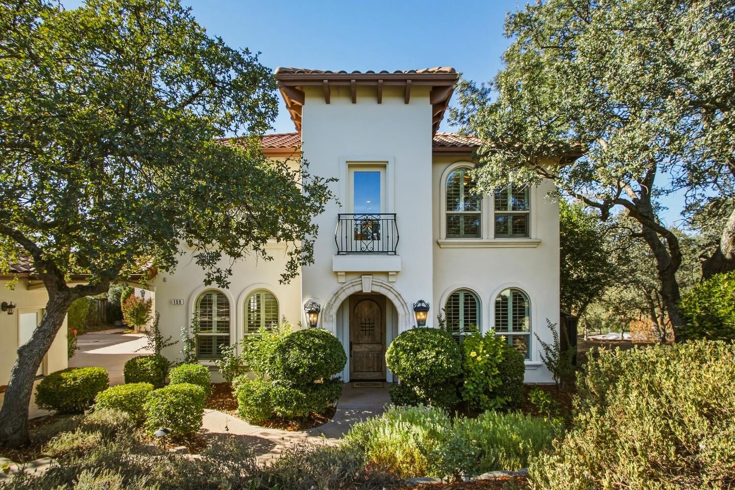 Property Photo:  159 Red Ridge Court  CA 95630 