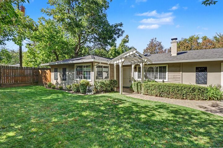 Property Photo: 4725 Moore Way CA 95608